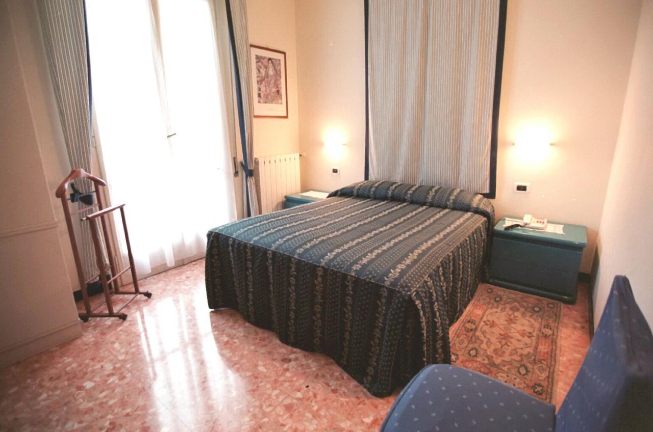 Hotel Pescetto Albenga Eksteriør billede