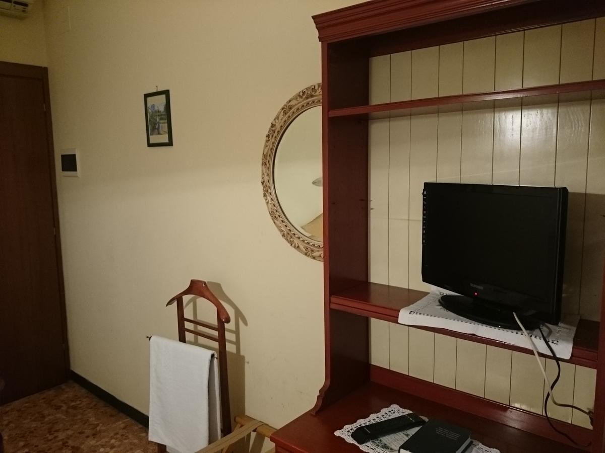Hotel Pescetto Albenga Eksteriør billede