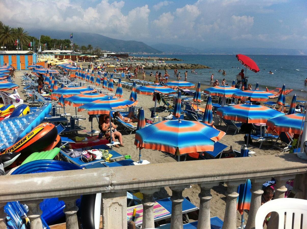 Hotel Pescetto Albenga Eksteriør billede
